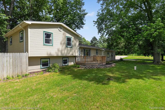 3024 Harold Drive, Oregon Township, MI 48421
