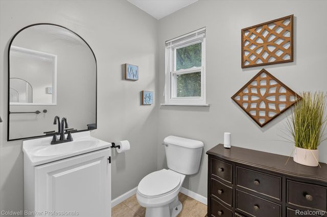 3024 Harold Drive, Oregon Township, MI 48421