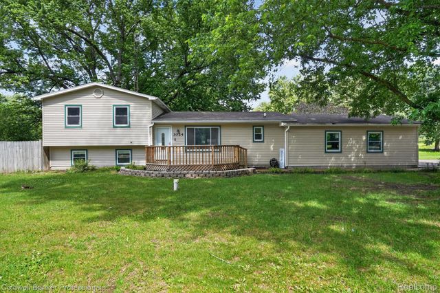 3024 Harold Drive, Oregon Township, MI 48421