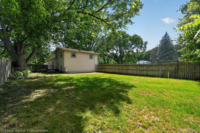 3024 Harold Drive, Oregon Township, MI 48421