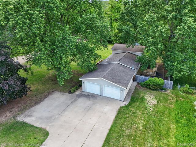 3024 Harold Drive, Oregon Township, MI 48421