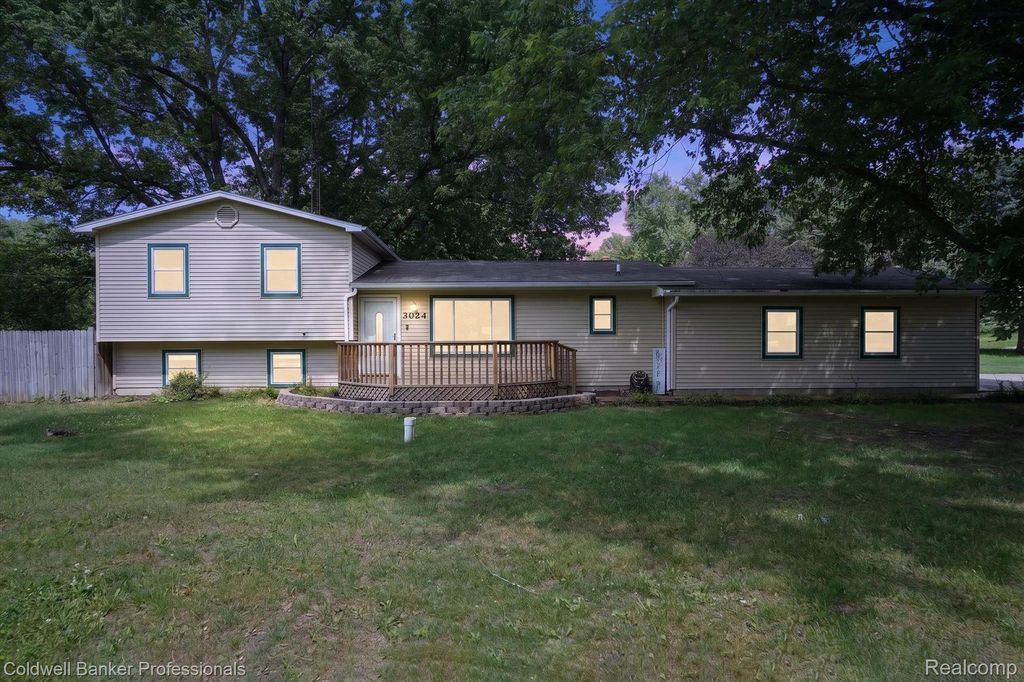 3024 Harold Drive, Oregon Township, MI 48421