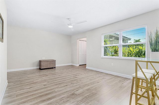 5127 CAESAR WAY S, St Petersburg, FL 33712