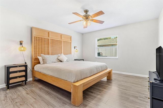 5127 CAESAR WAY S, St Petersburg, FL 33712