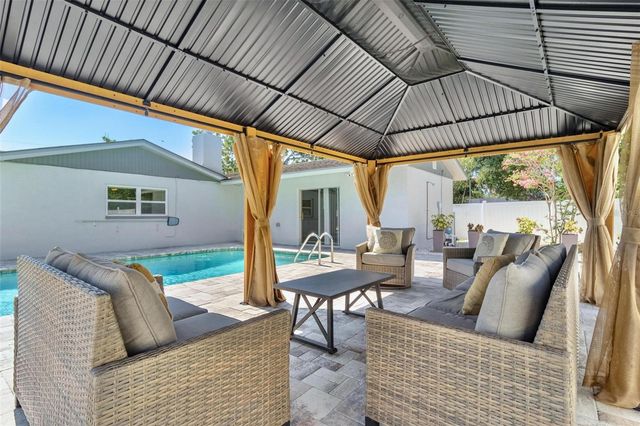 5127 CAESAR WAY S, St Petersburg, FL 33712