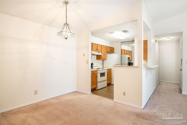 601 E Burgess Rd C8, Pensacola, FL 32504