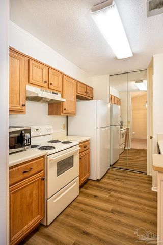 601 E Burgess Rd C8, Pensacola, FL 32504