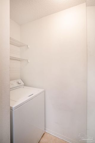 601 E Burgess Rd C8, Pensacola, FL 32504