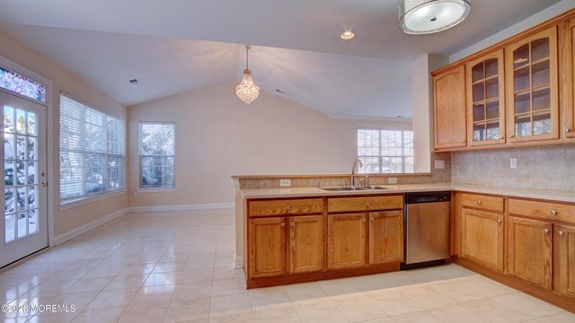 540 Becca Way 540, Monroe, NJ 08831