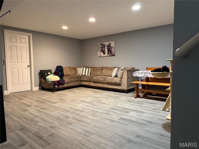 4079 Lockport Drive, Bridgeton, MO 63044