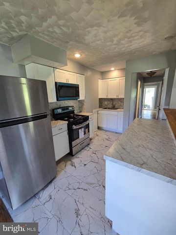 1558 EDGEWOOD AVE, Abington, PA 19001