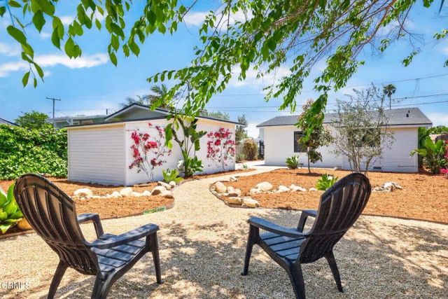 325 W Mission Avenue, Ventura, CA 93001