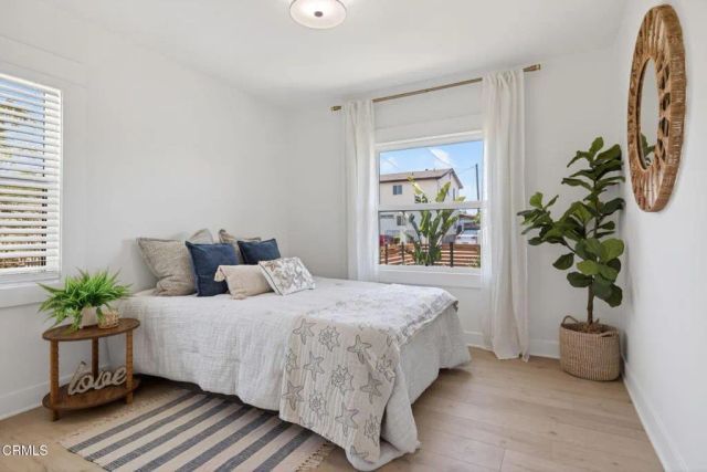 325 W Mission Avenue, Ventura, CA 93001