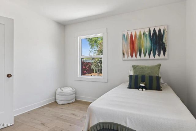 325 W Mission Avenue, Ventura, CA 93001