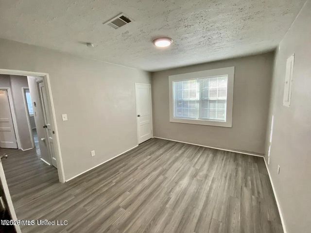 227 Broadmoor Drive, Jackson, MS 39206