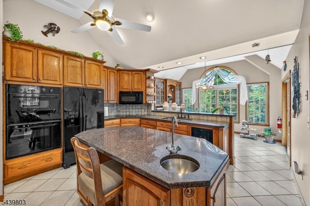 251 W Mountain Rd, Sparta Twp., NJ 07871