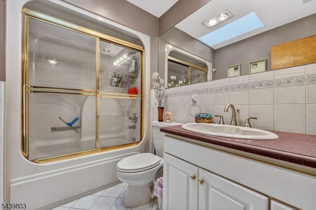 251 W Mountain Rd, Sparta Twp., NJ 07871