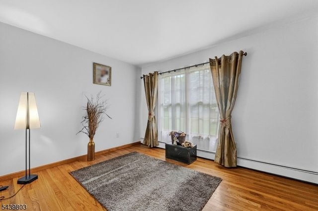 251 W Mountain Rd, Sparta Twp., NJ 07871