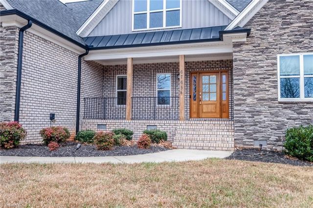 6765 Lake Brandt Road, Summerfield, NC 27358