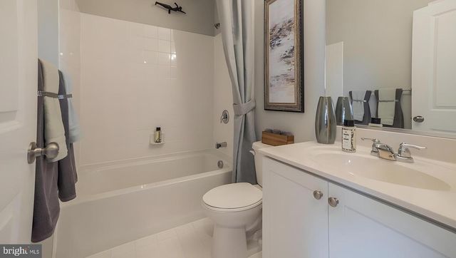 9 SISTERS FARMSTEAD, Mount Laurel, NJ 08054