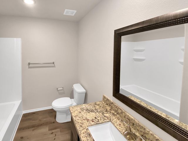 10471 Royal Adrian, Conroe, TX 77303