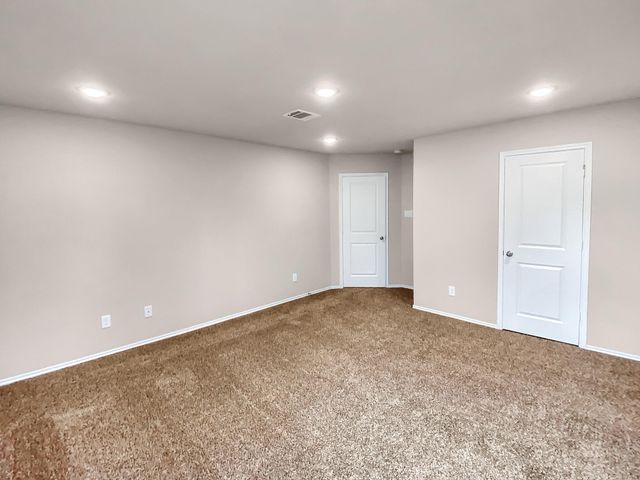 10471 Royal Adrian, Conroe, TX 77303
