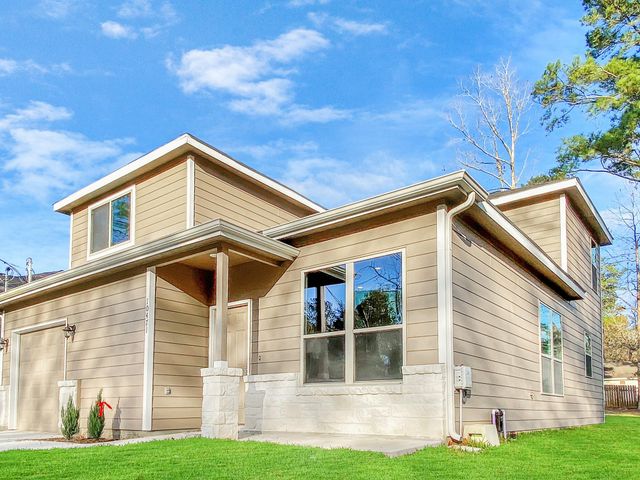10471 Royal Adrian, Conroe, TX 77303