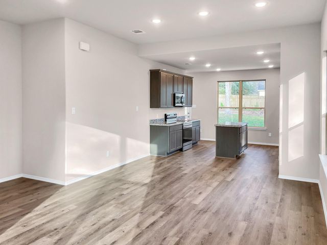 10471 Royal Adrian, Conroe, TX 77303
