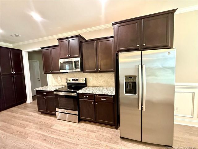 5737 Pooh Avenue, Stedman, NC 28391