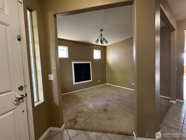 3609 Lanyard Dr NE, Lacey, WA 98516