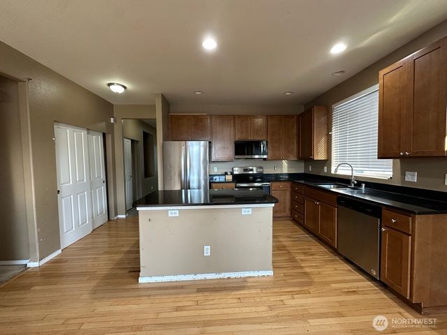 3609 Lanyard Dr NE, Lacey, WA 98516