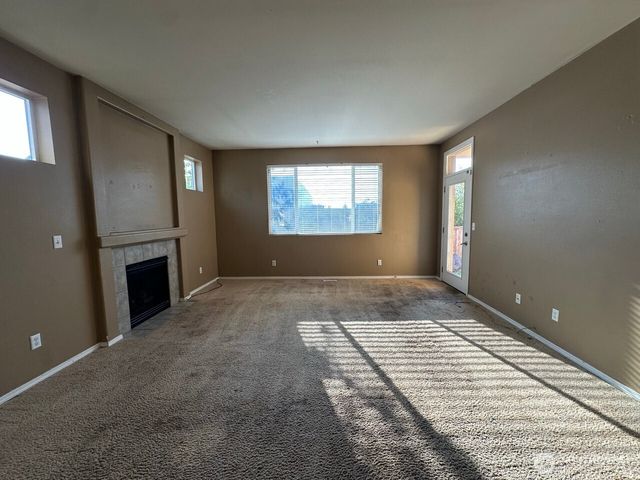 3609 Lanyard Dr NE, Lacey, WA 98516