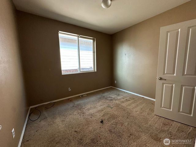 3609 Lanyard Dr NE, Lacey, WA 98516