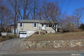 84 Marshall Lane, Derby, CT 06418