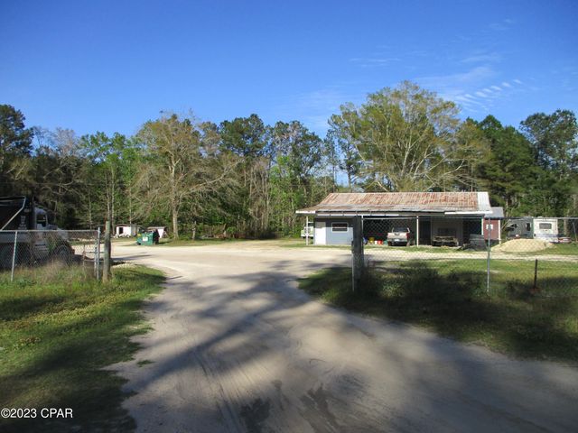 3835 Highway 77, Chipley, FL 32428