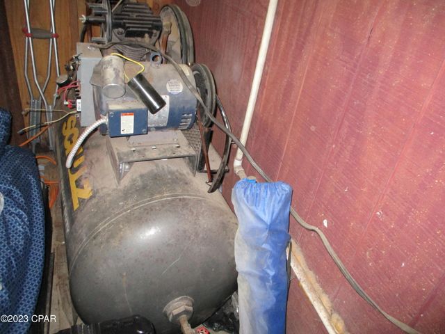 3835 Highway 77, Chipley, FL 32428