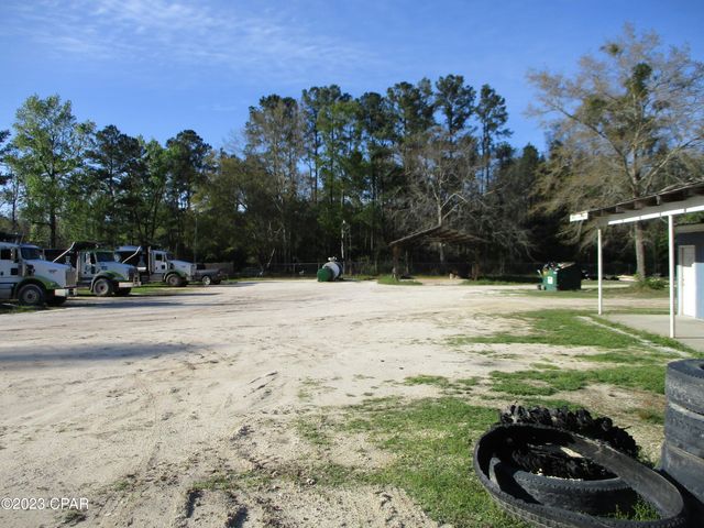3835 Highway 77, Chipley, FL 32428