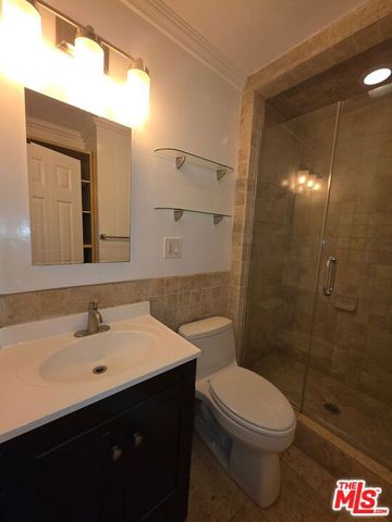 309 Broadway Street 19, Los Angeles, CA 90291