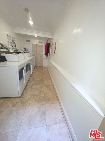 309 Broadway Street 19, Los Angeles, CA 90291