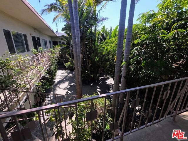 309 Broadway Street 19, Los Angeles, CA 90291