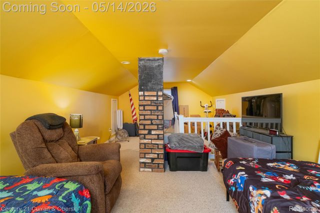 2216 Mapledale Street, Ferndale, MI 48220