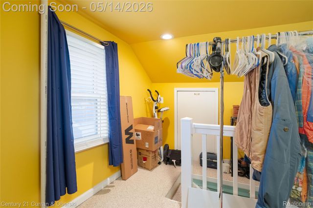 2216 Mapledale Street, Ferndale, MI 48220