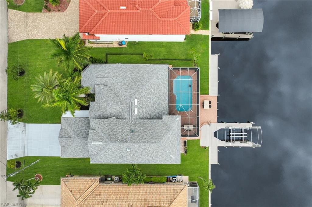 Image 48 of property listing at 2309 SE 20th PL, Cape Coral, FL 33990
