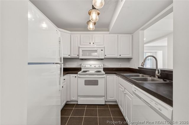 1221 Westview Lane 301, Raleigh, NC 27605