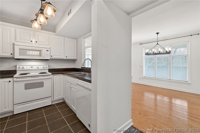 1221 Westview Lane 301, Raleigh, NC 27605