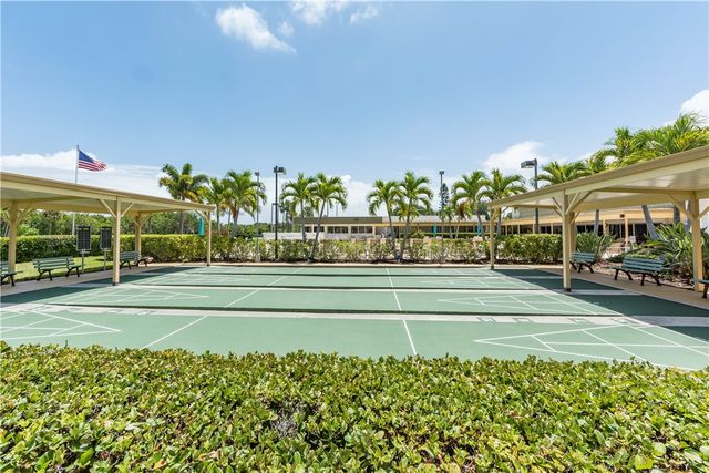 31 Vista Gardens Trail 205, Vero Beach, FL 32962
