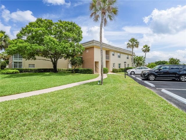 31 Vista Gardens Trail 205, Vero Beach, FL 32962