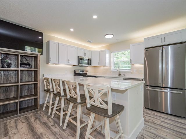 31 Vista Gardens Trail 205, Vero Beach, FL 32962