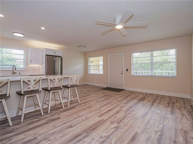 31 Vista Gardens Trail 205, Vero Beach, FL 32962