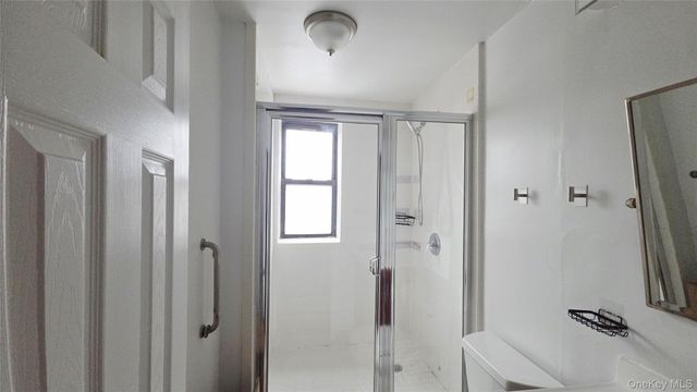 312 Main Street 4E, White Plains, NY 10601